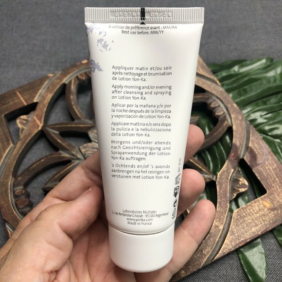 YONKA Paris Age Defense Pamplemousse Protective Normal Oily Skin 1.73 oz - Picture 8 of 11